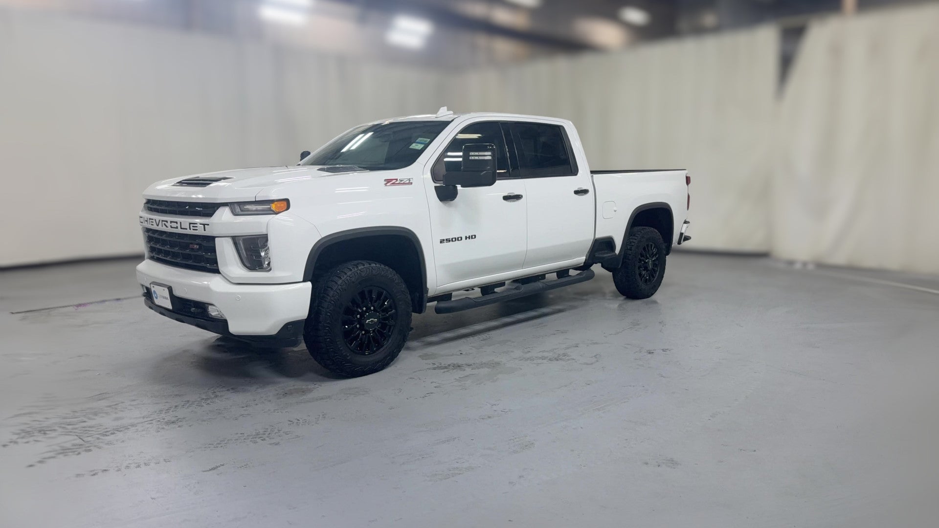 2023 Chevrolet Silverado 2500 HD Crew Cab vehicle photo