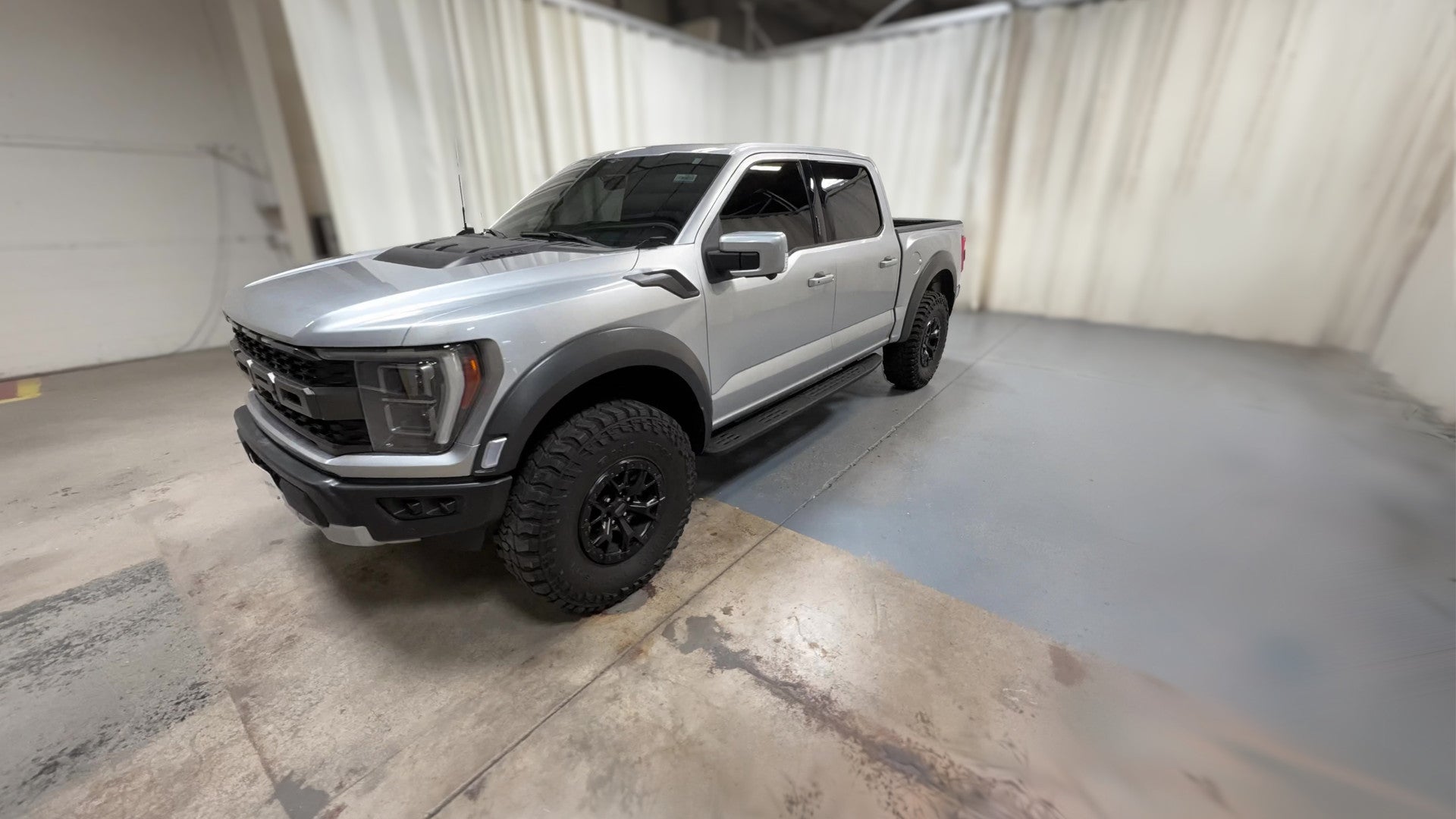 2023 Ford F150 SuperCrew Cab vehicle photo