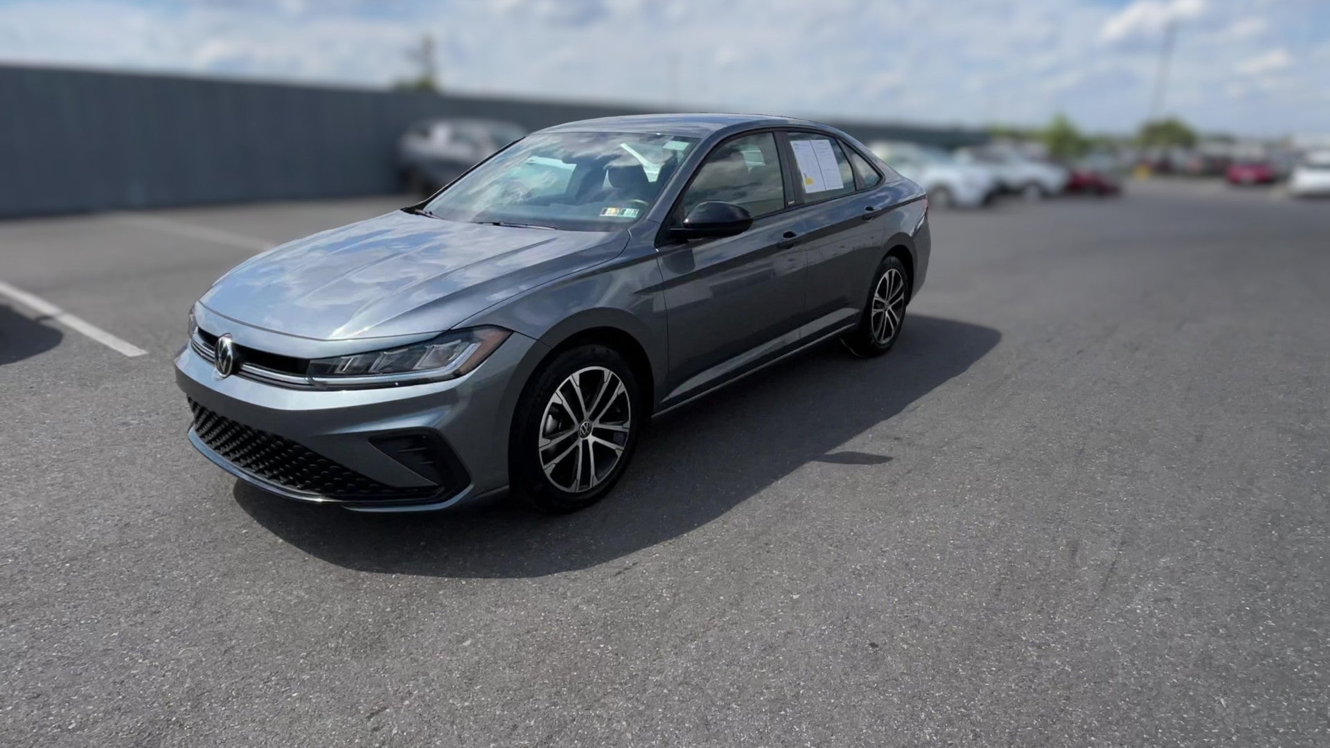 2025 Volkswagen Jetta vehicle photo