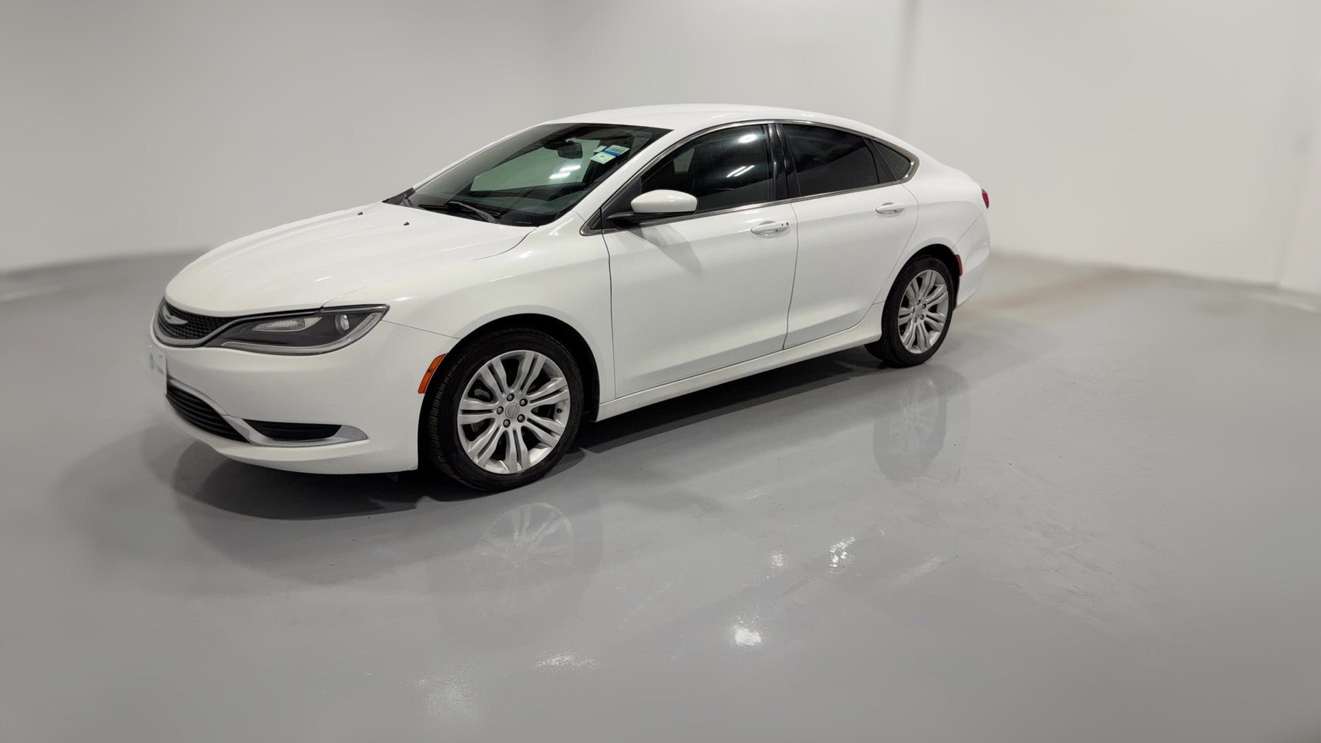 2015 Chrysler 200 vehicle photo