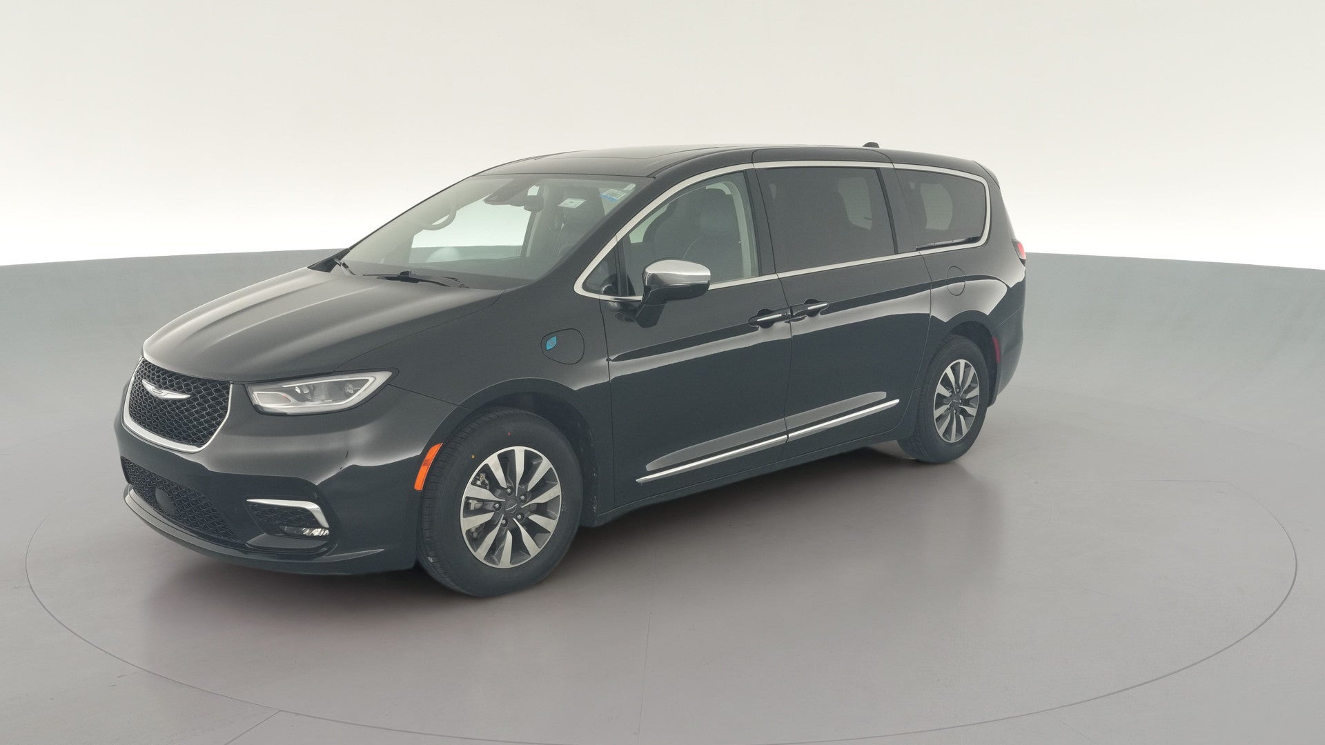 2023 Chrysler Pacifica Hybrid vehicle photo