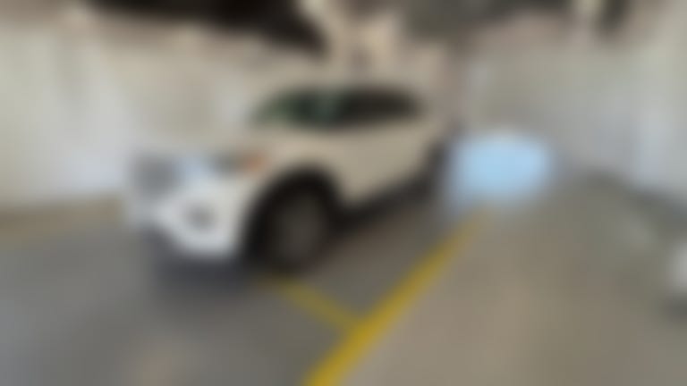 2020 Ford Explorer vehicle photo