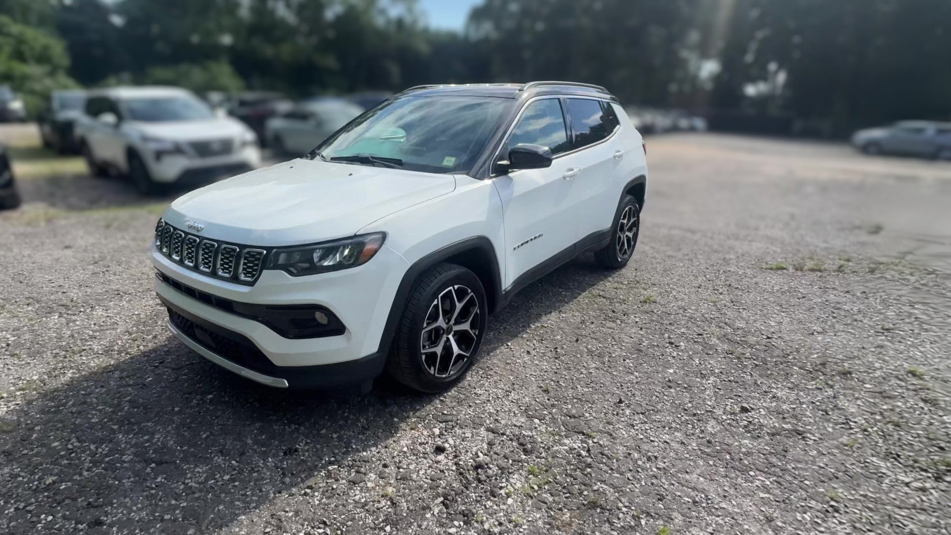 2025 Jeep Compass vehicle photo