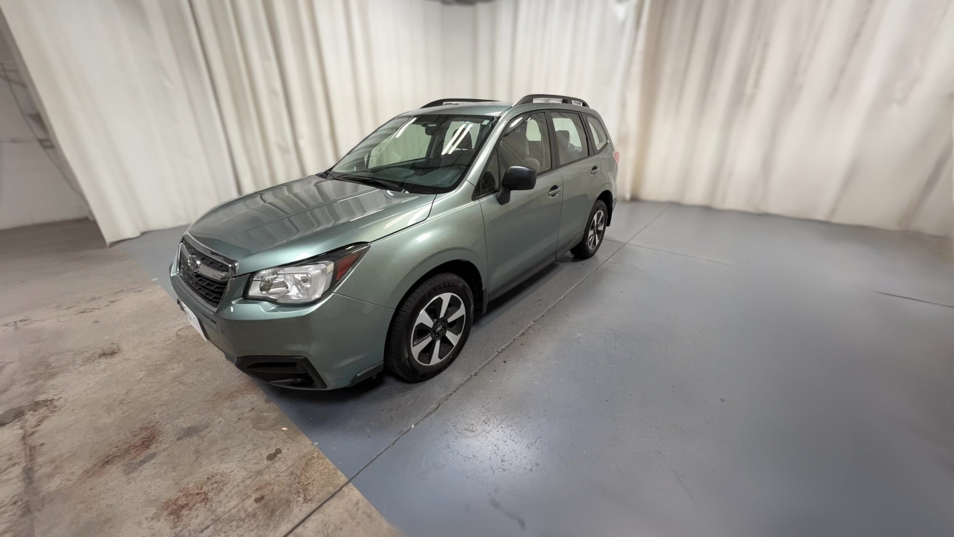 2017 Subaru Forester vehicle photo