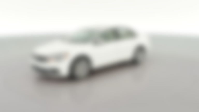 2019 Volkswagen Passat vehicle photo