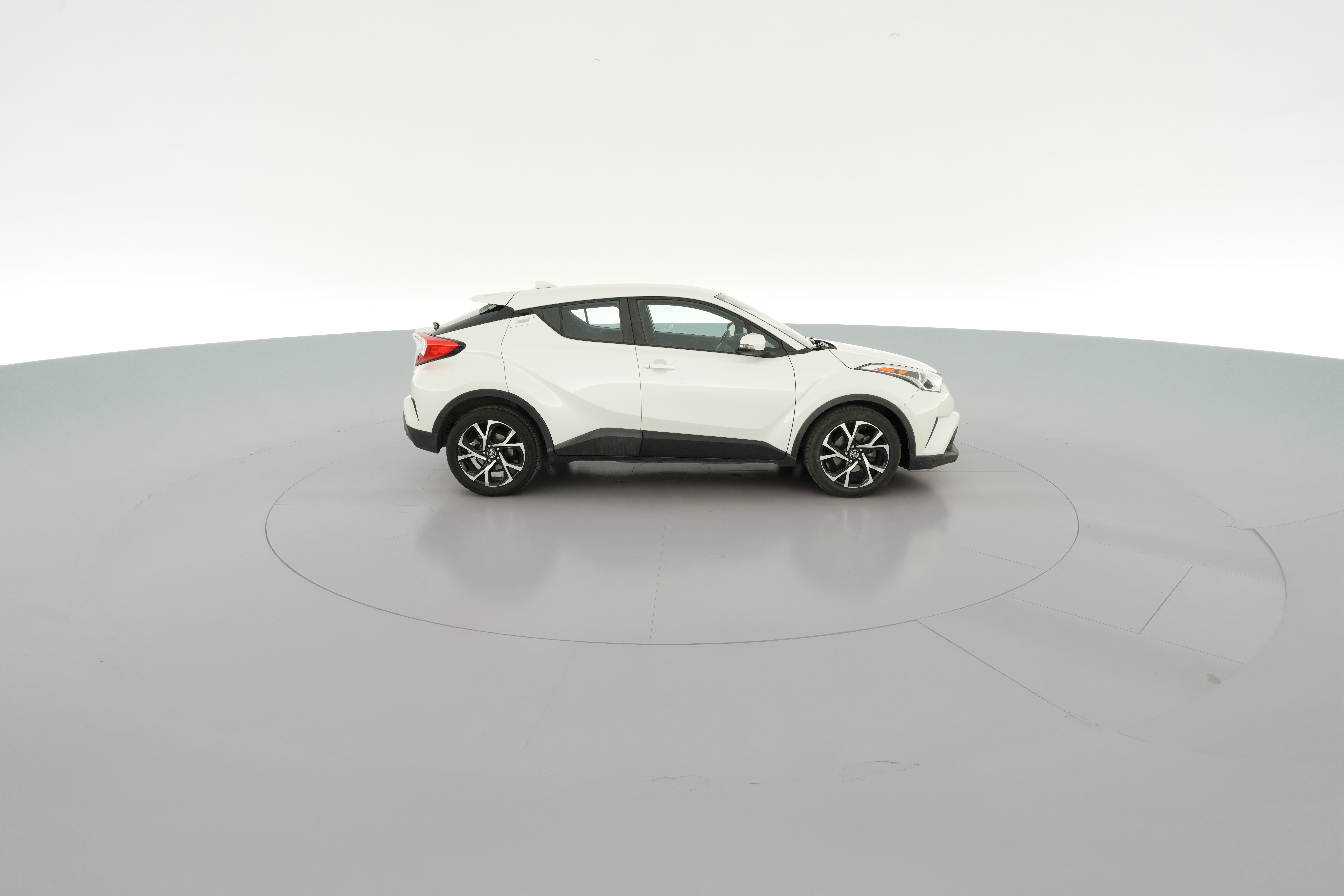 2018 Toyota C-HR XLE Premium - Photo 36