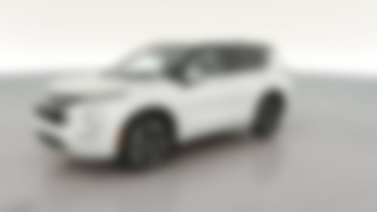 2024 Mitsubishi Outlander vehicle photo