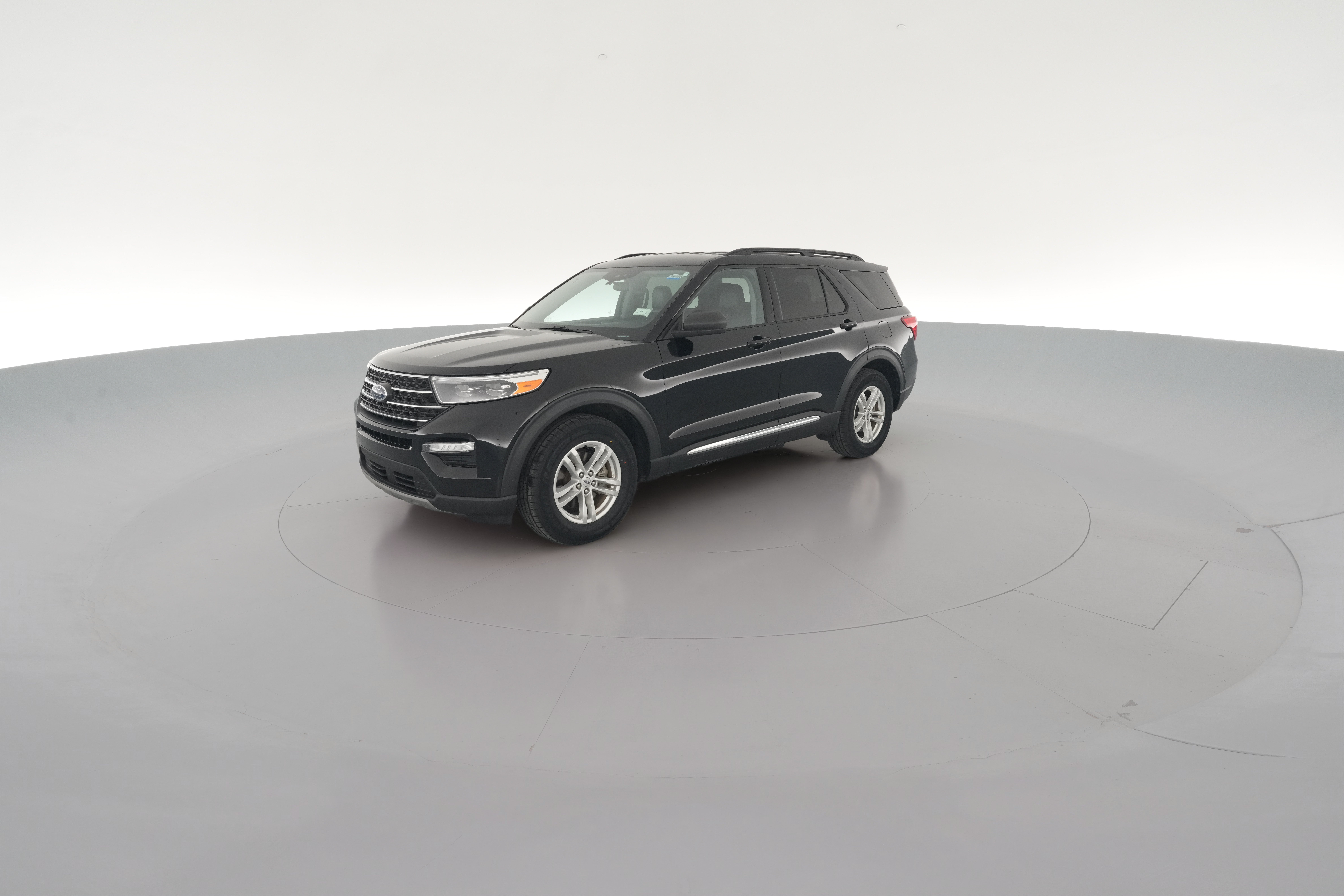 2023 Ford Explorer XLT - Photo 25
