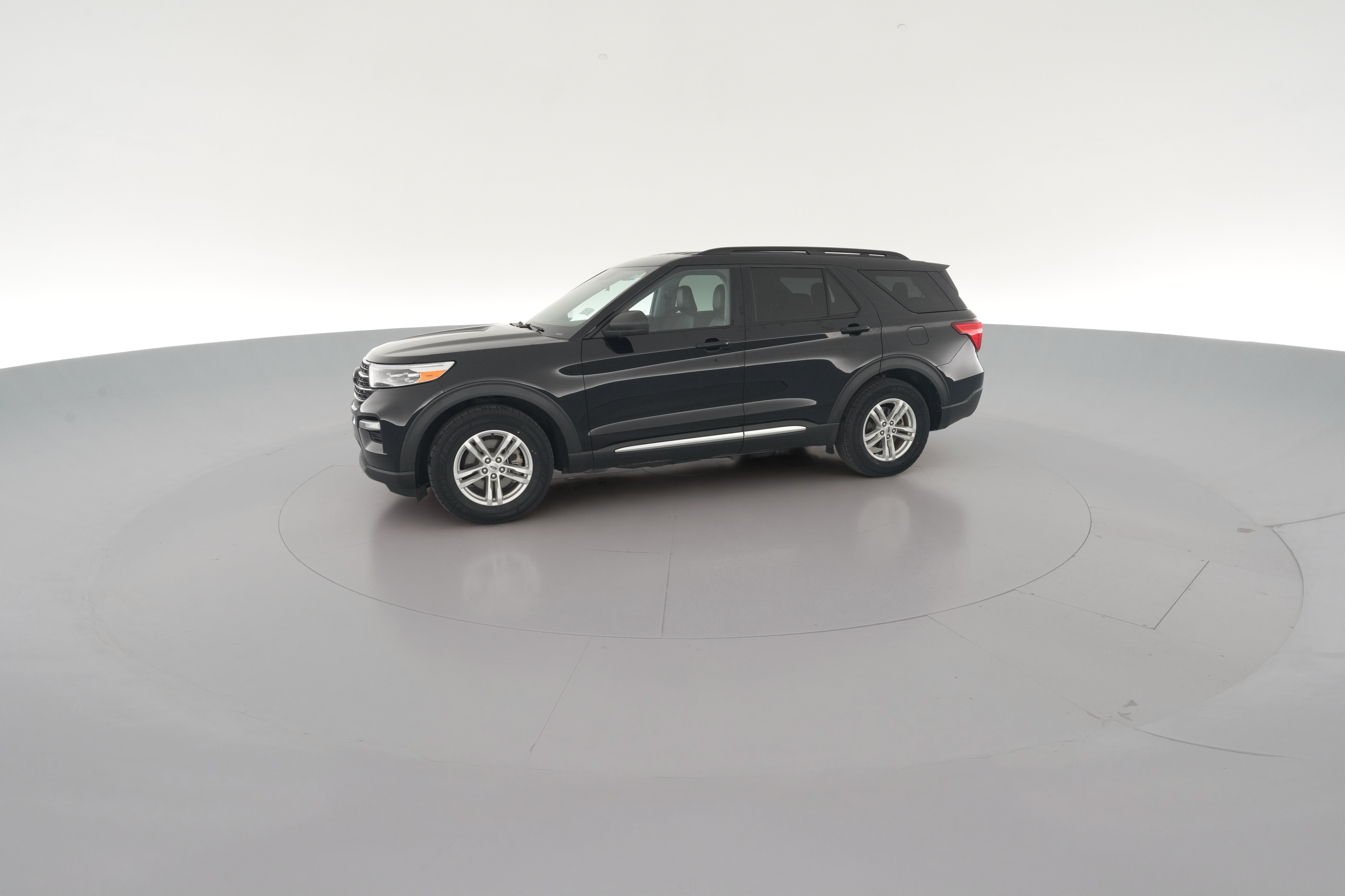 2023 Ford Explorer XLT - Photo 26