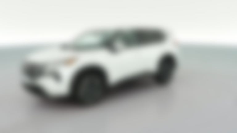 2024 Nissan Rogue vehicle photo