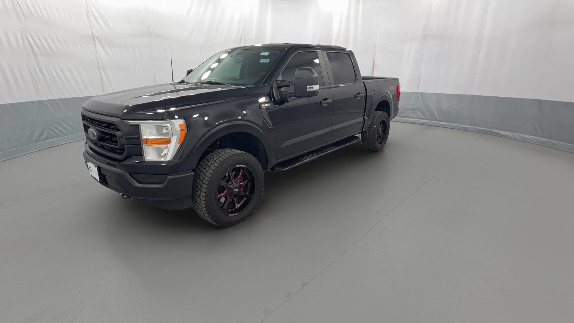 2021 Ford F150 SuperCrew Cab vehicle photo