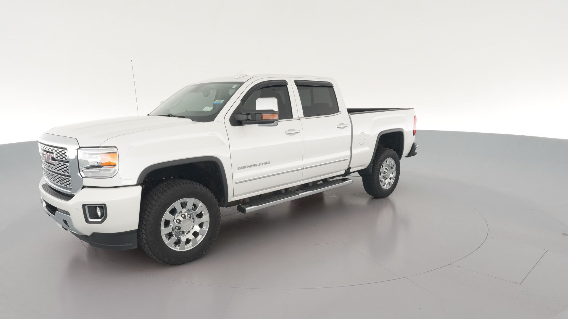 2018 GMC Sierra 2500 HD Crew Cab vehicle photo