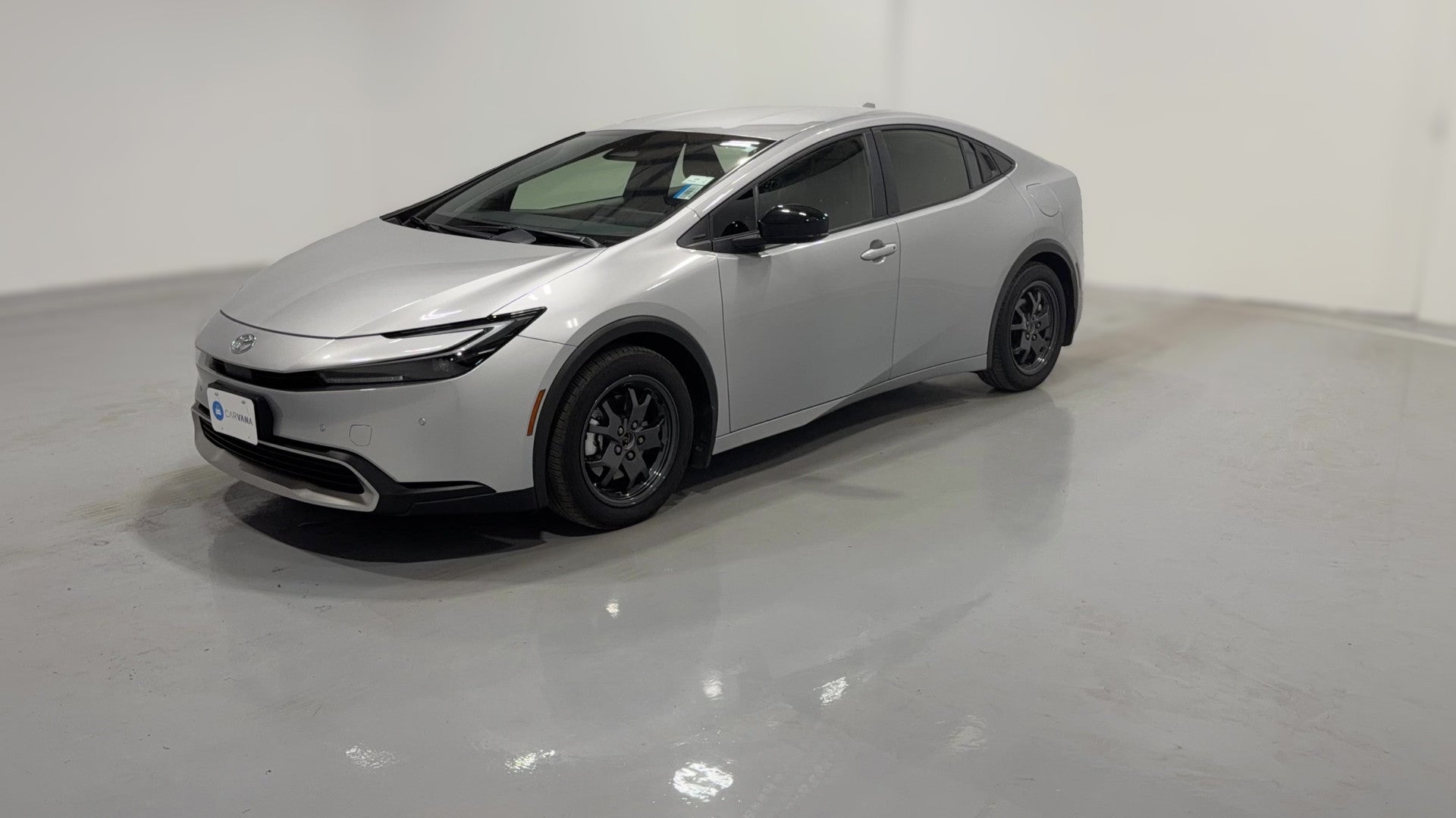 2025 Toyota Prius Plug-in Hybrid vehicle photo