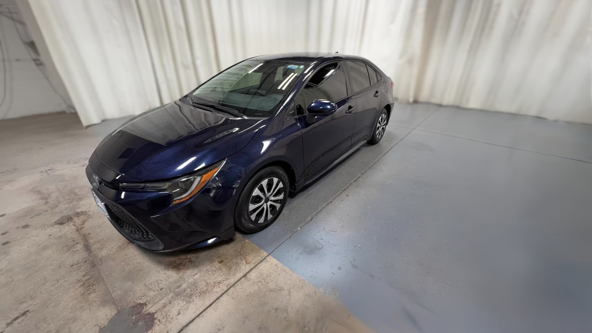 2022 Toyota Corolla Hybrid vehicle photo
