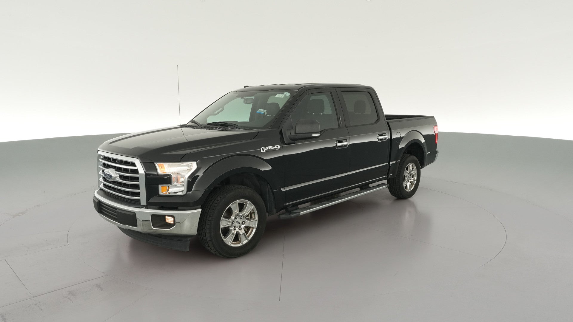 2017 Ford F150 SuperCrew Cab vehicle photo
