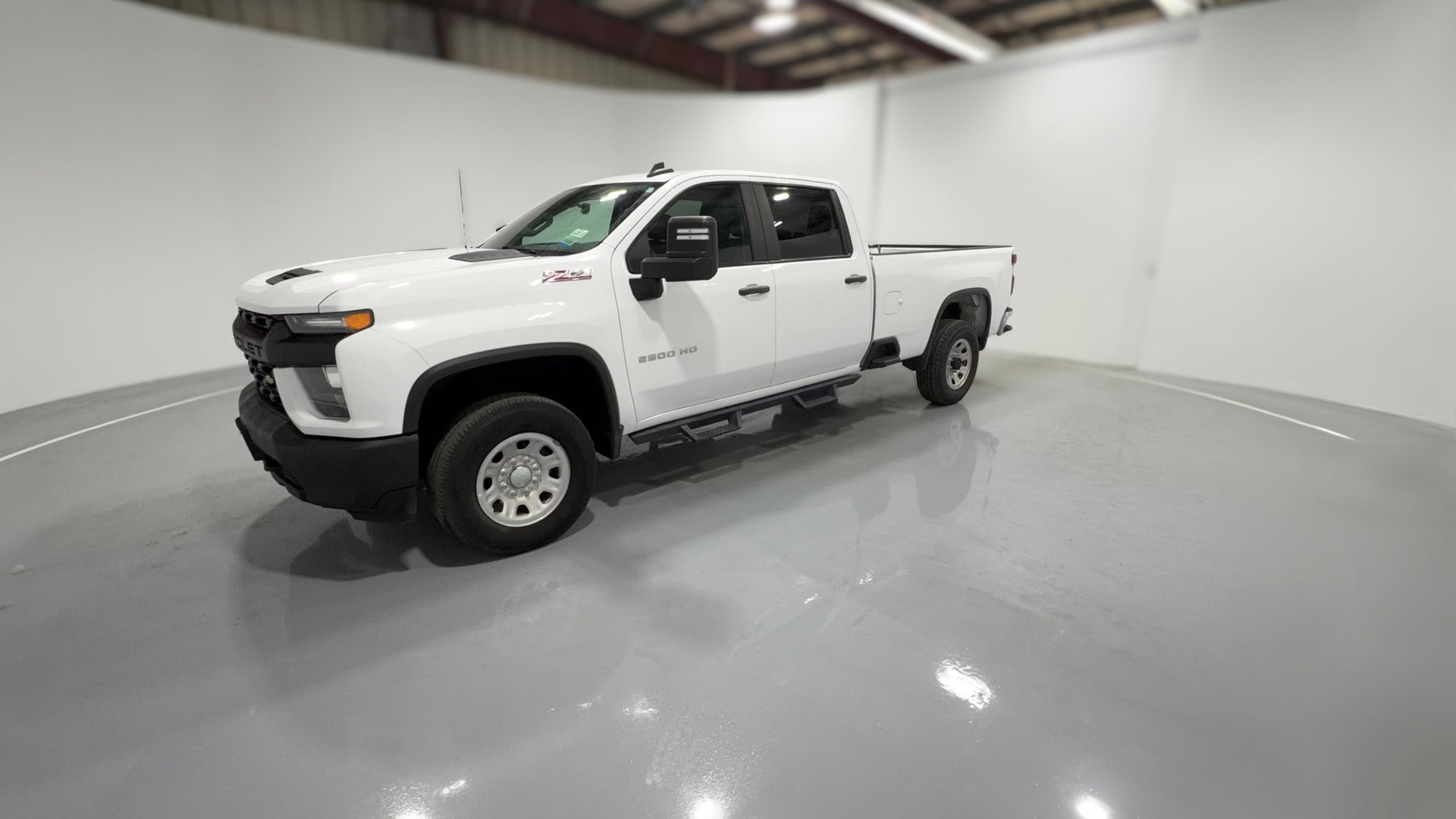 2022 Chevrolet Silverado 2500 HD Crew Cab vehicle photo