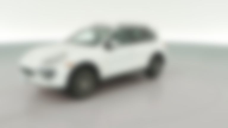 2014 Porsche Cayenne vehicle photo