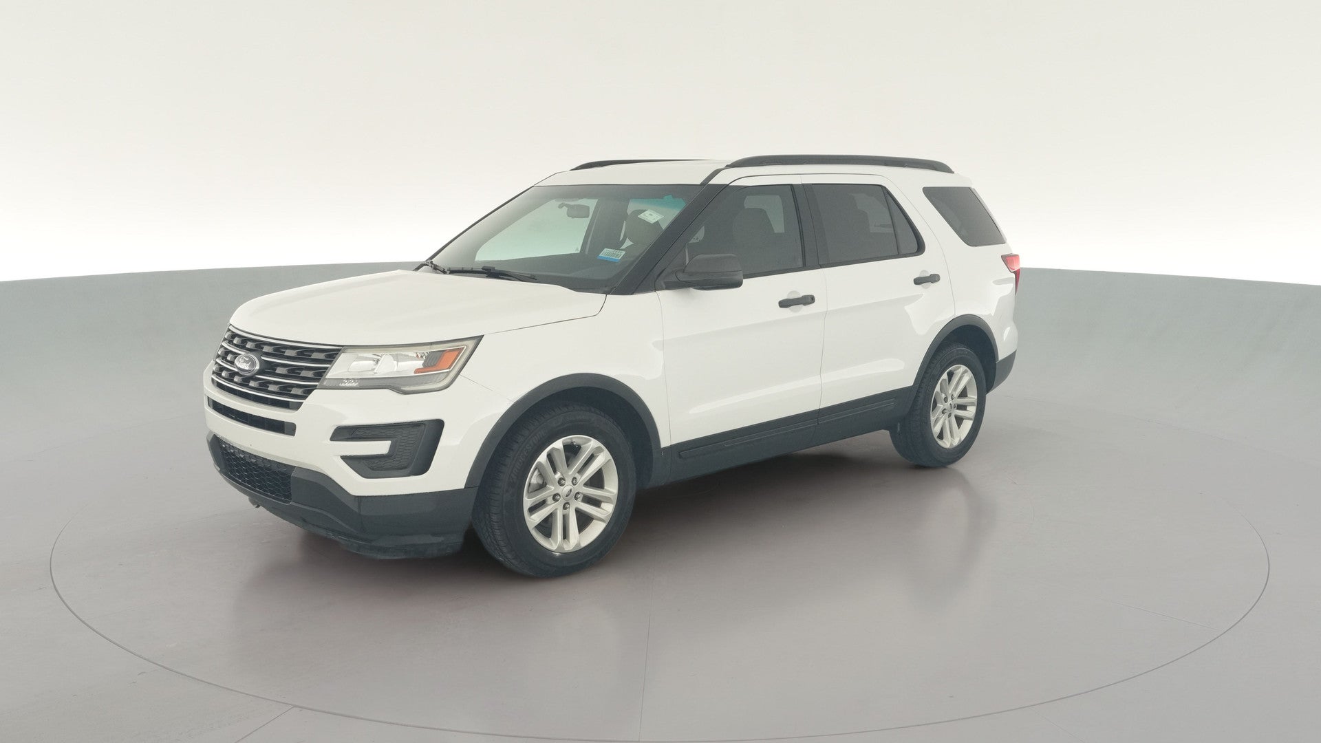 2017 Ford Explorer vehicle photo