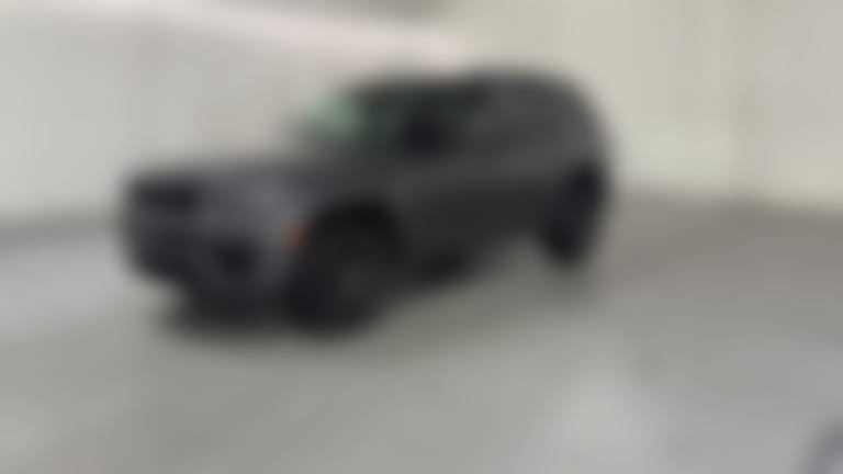 2026 Jeep Grand Cherokee vehicle photo