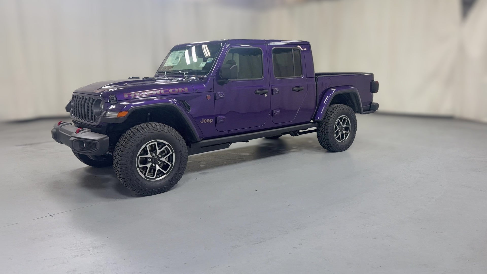 2026 Jeep Gladiator vehicle photo
