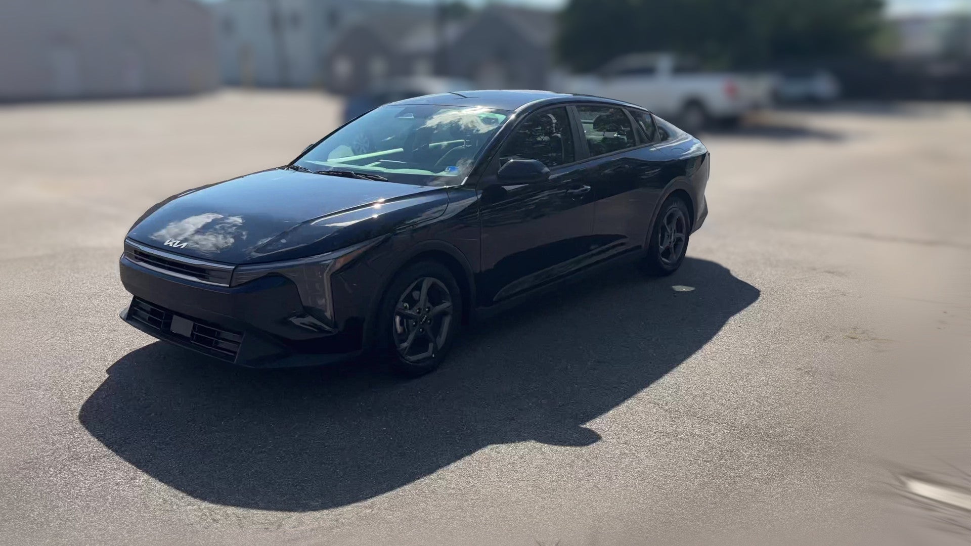 2025 Kia K4 vehicle photo