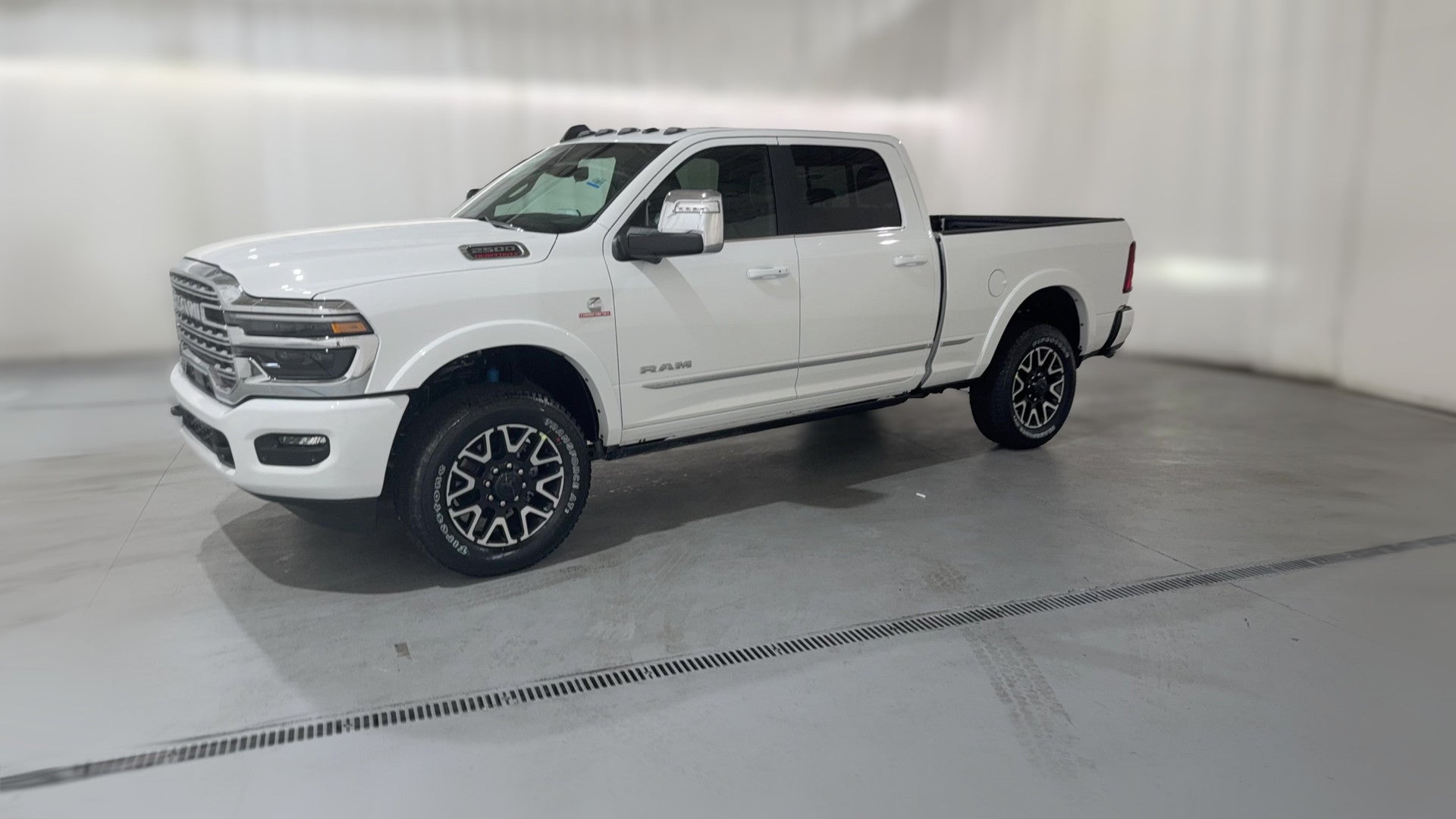 2026 Ram 2500 Crew Cab vehicle photo