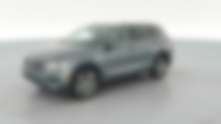 2021 Volkswagen Tiguan vehicle photo
