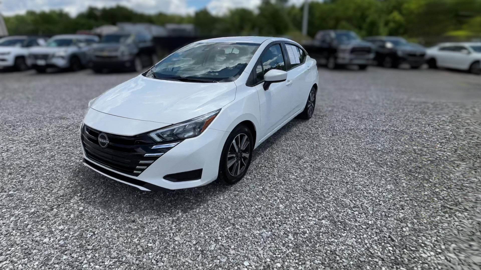 2025 Nissan Versa vehicle photo