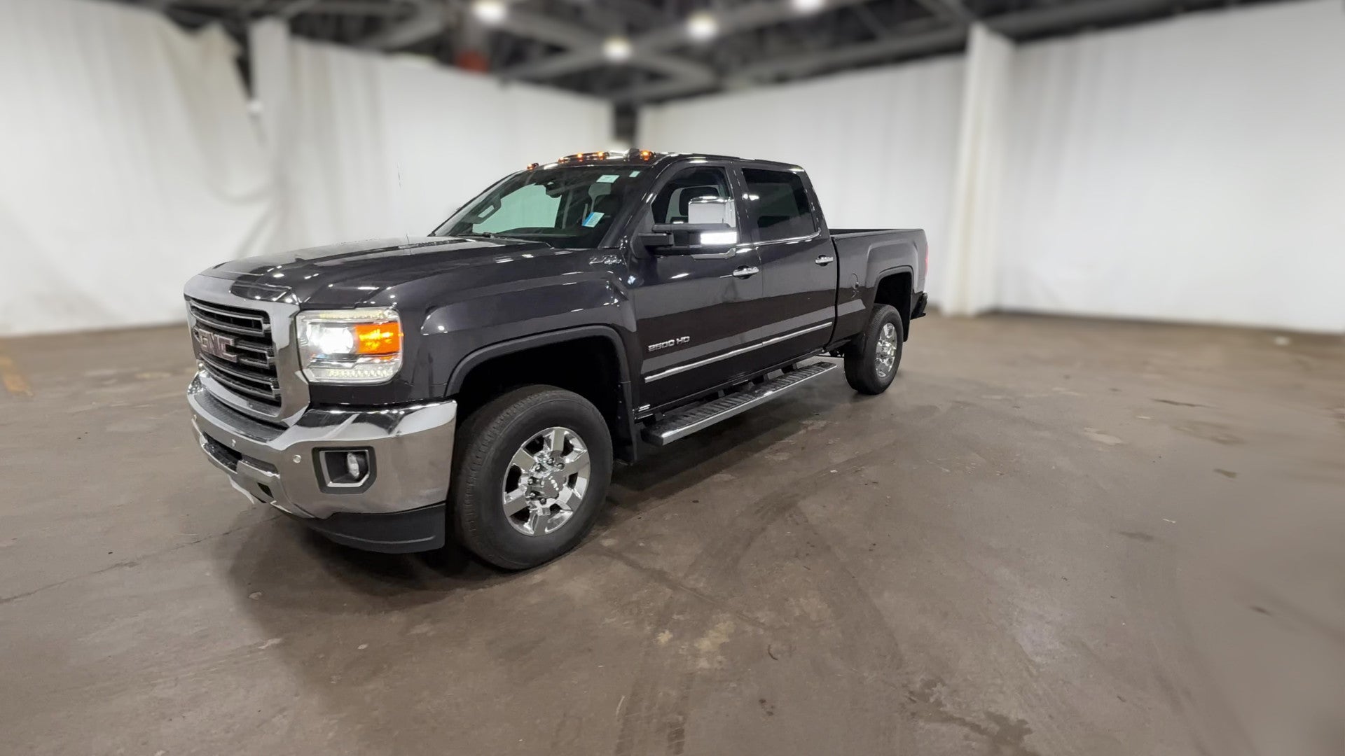 2016 GMC Sierra 2500 HD Crew Cab vehicle photo