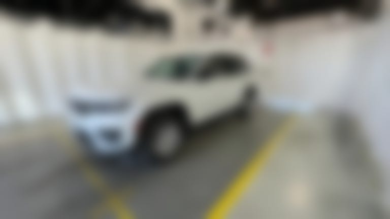 2023 Jeep Grand Cherokee vehicle photo