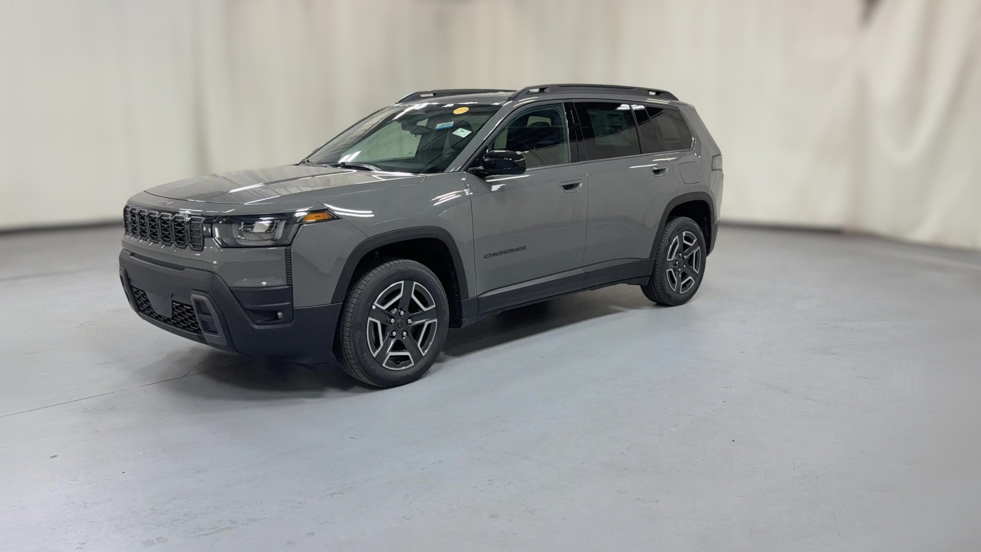 2026 Jeep Cherokee vehicle photo