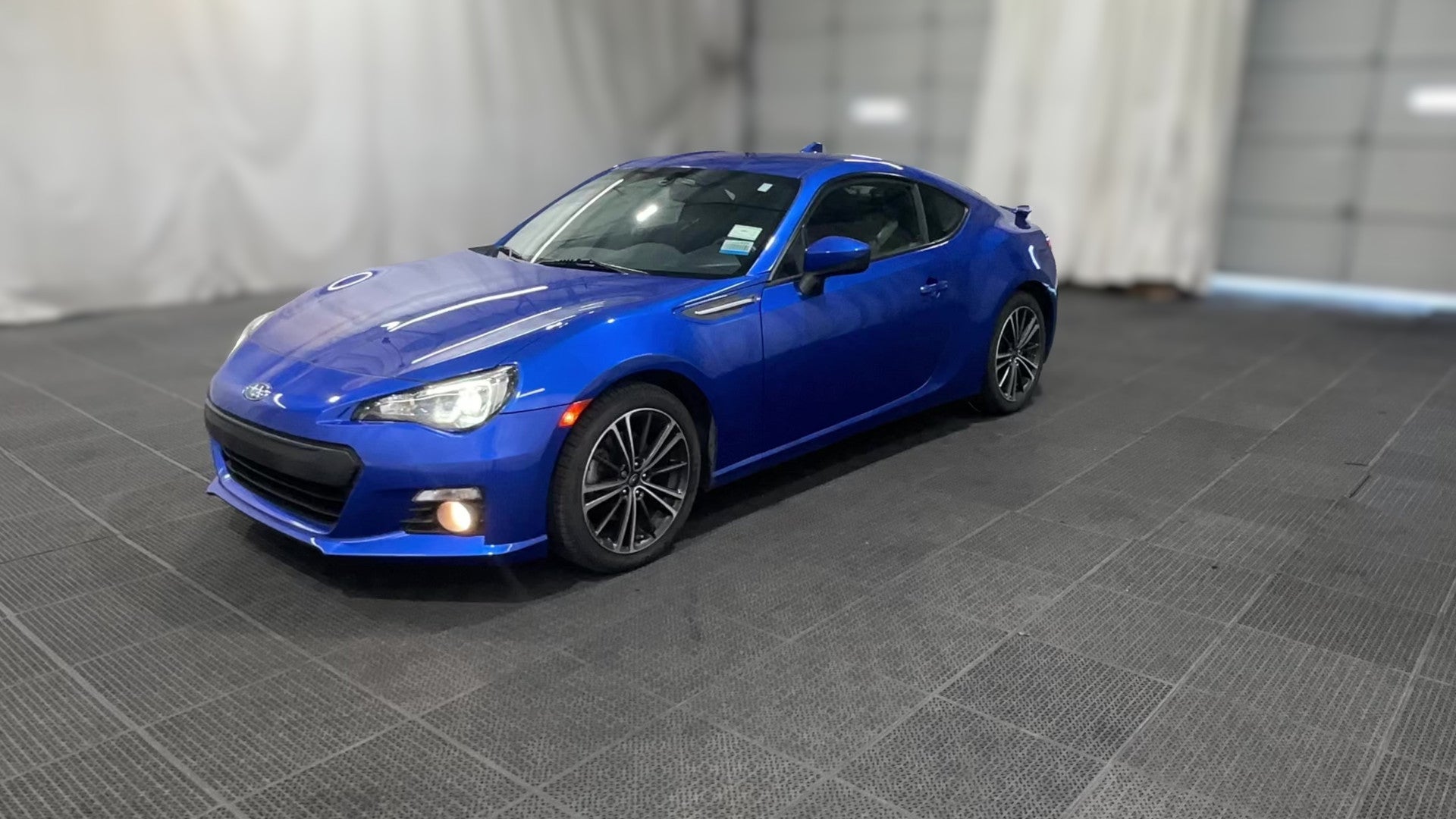 2016 Subaru BRZ vehicle photo