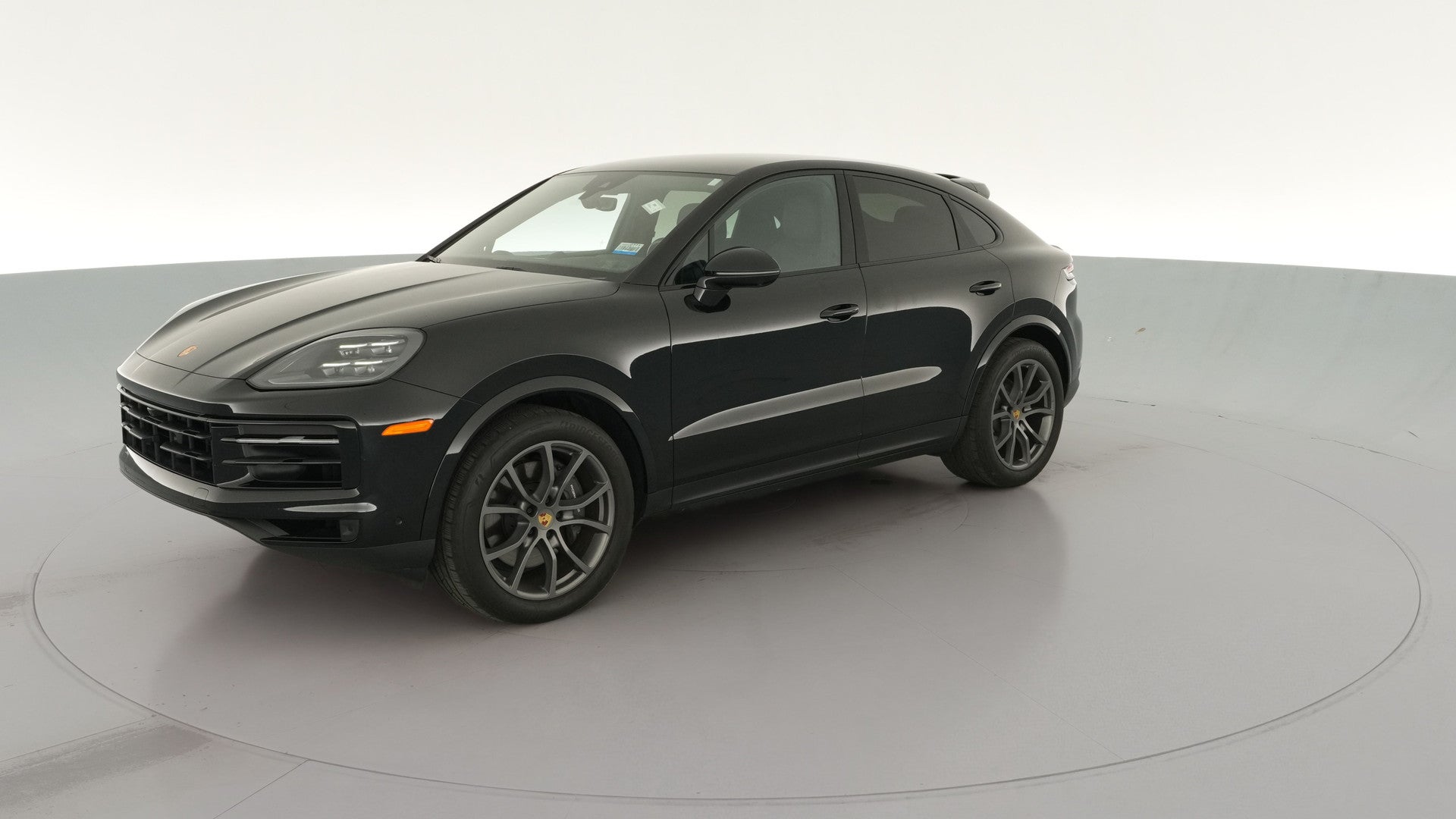 2024 Porsche Cayenne Coupe vehicle photo