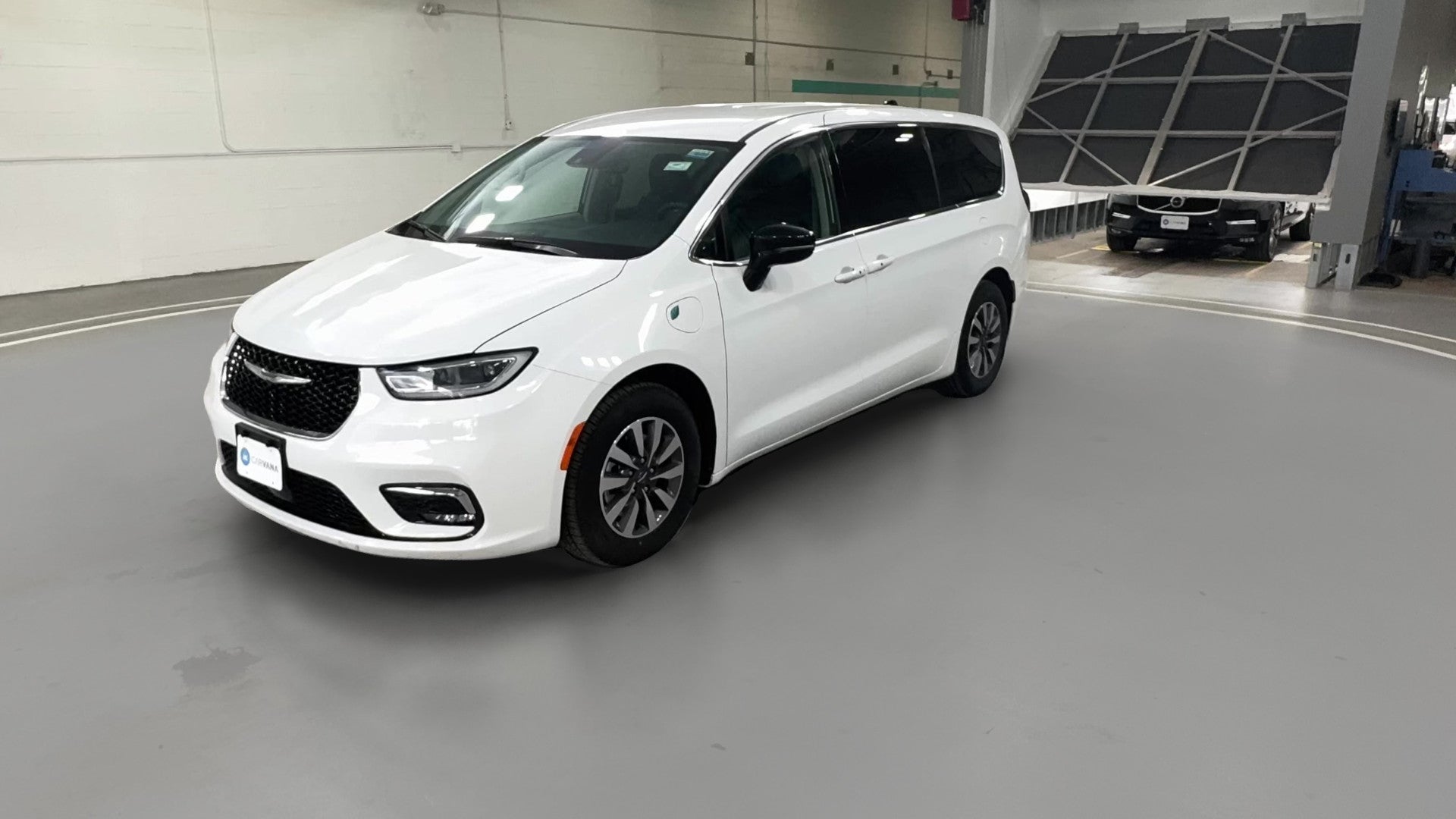 2024 Chrysler Pacifica Hybrid vehicle photo