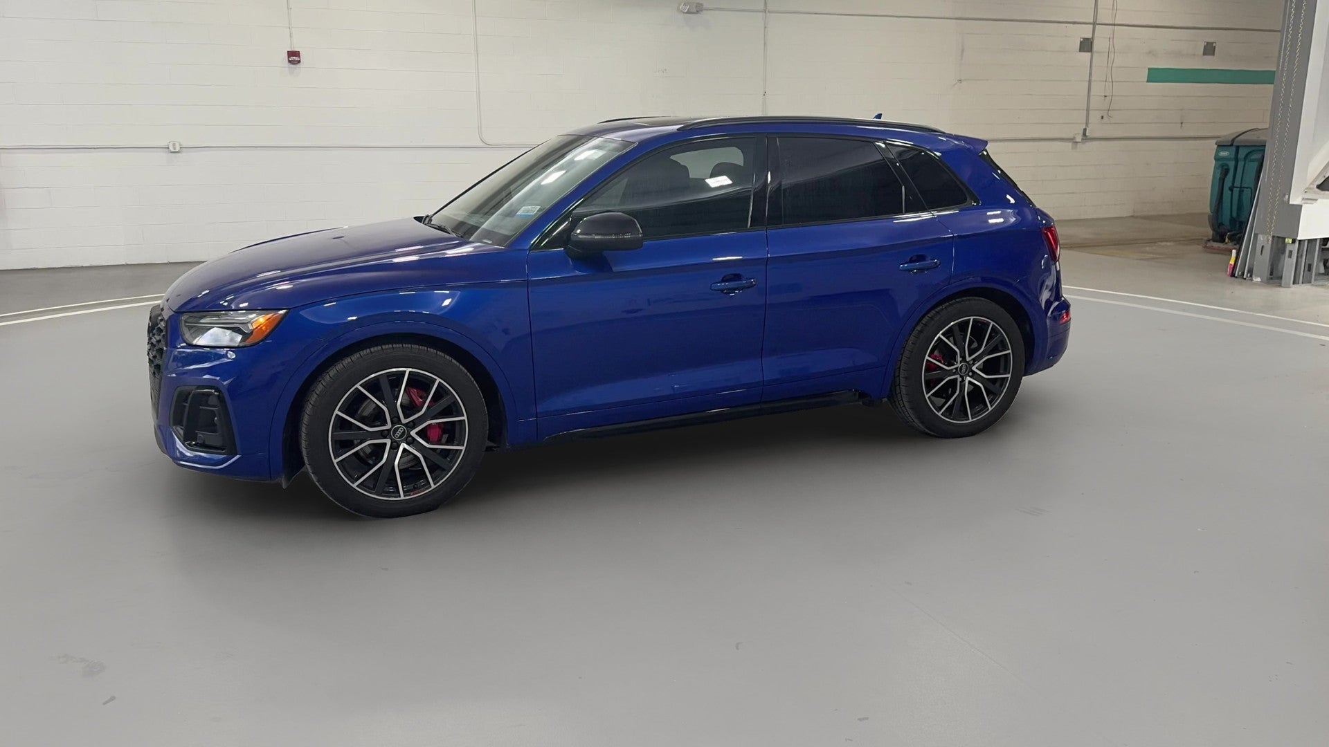 2024 Audi SQ5 vehicle photo