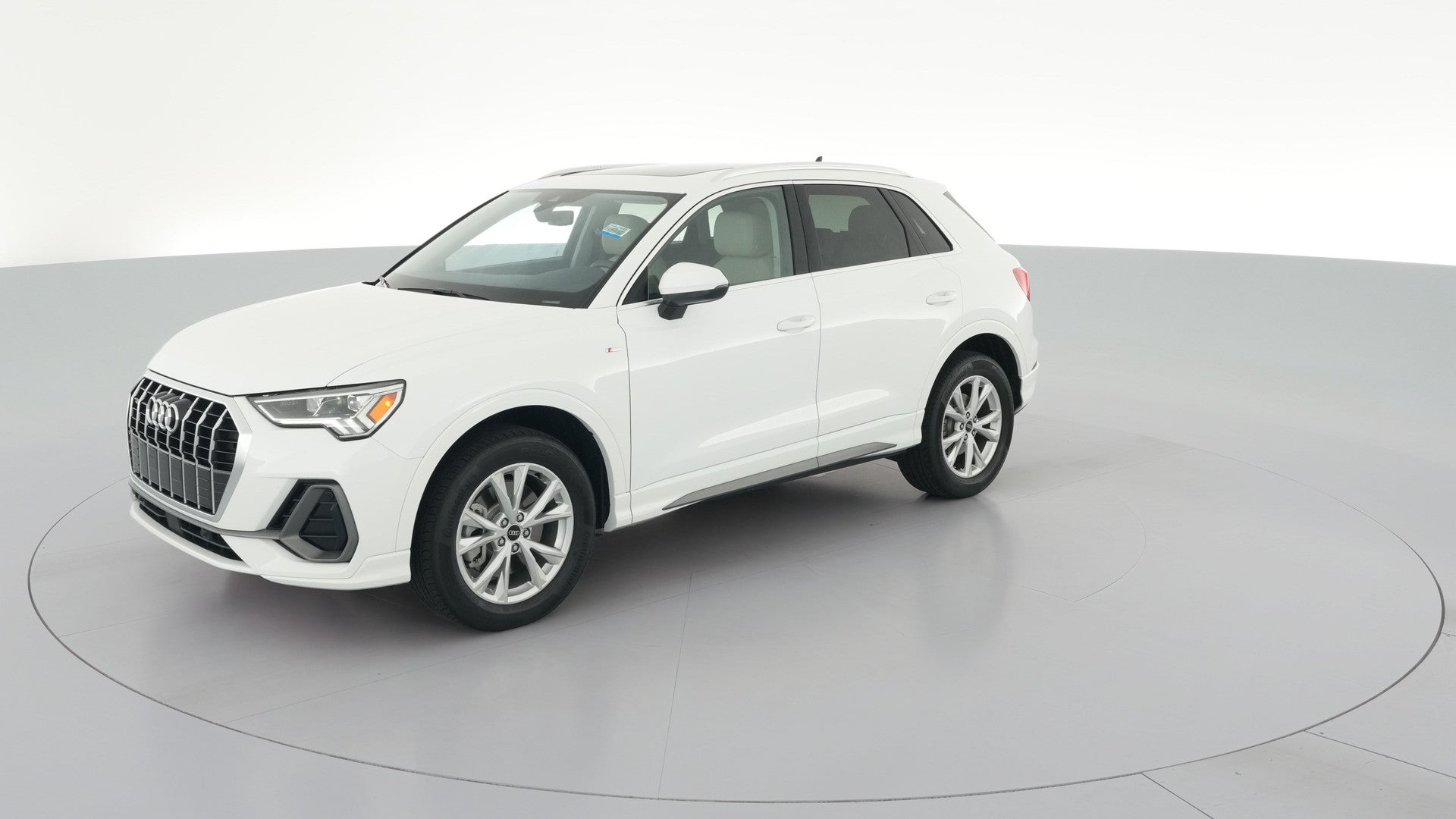 2024 Audi Q3 vehicle photo