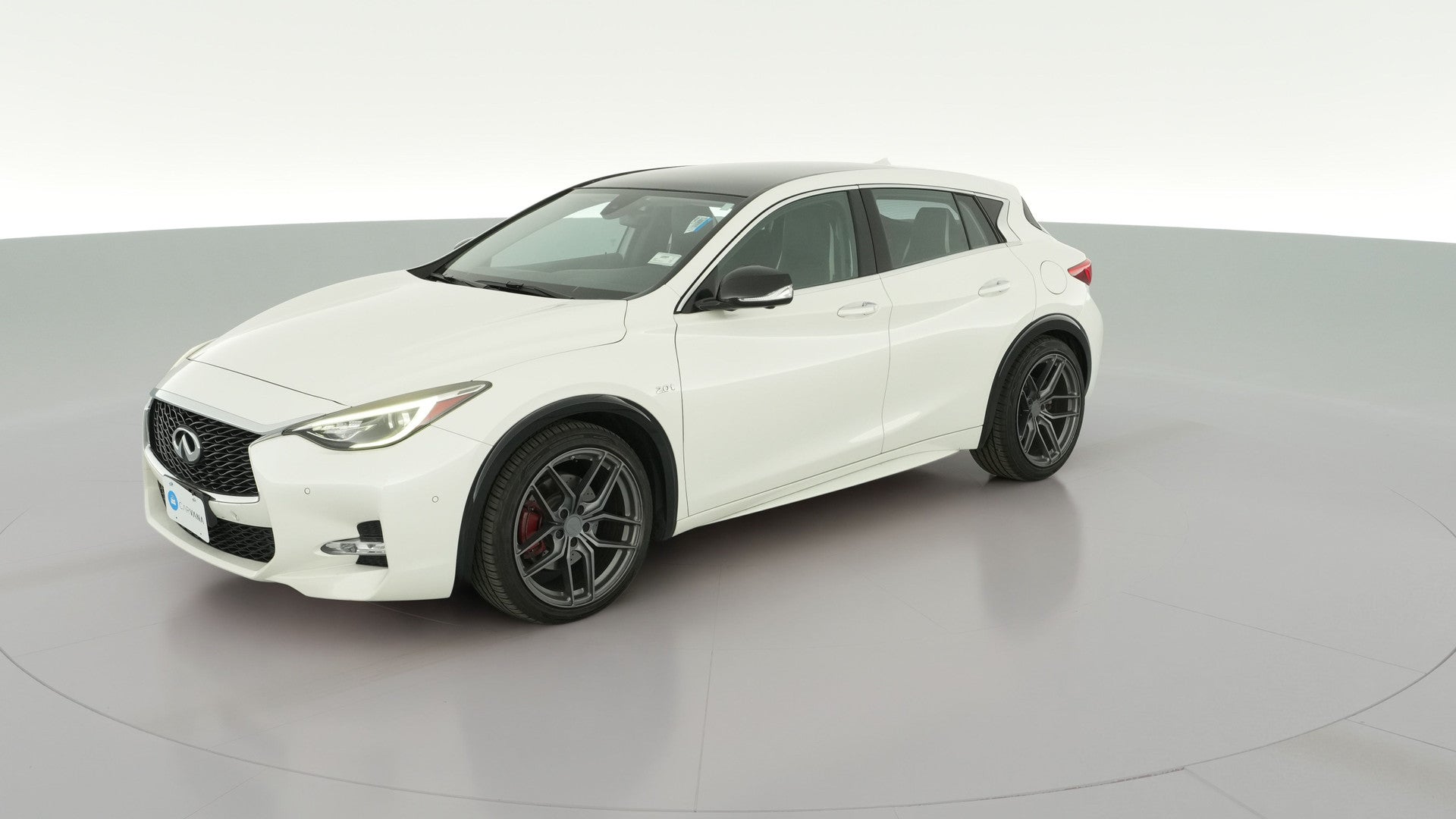 2018 INFINITI QX30 vehicle photo