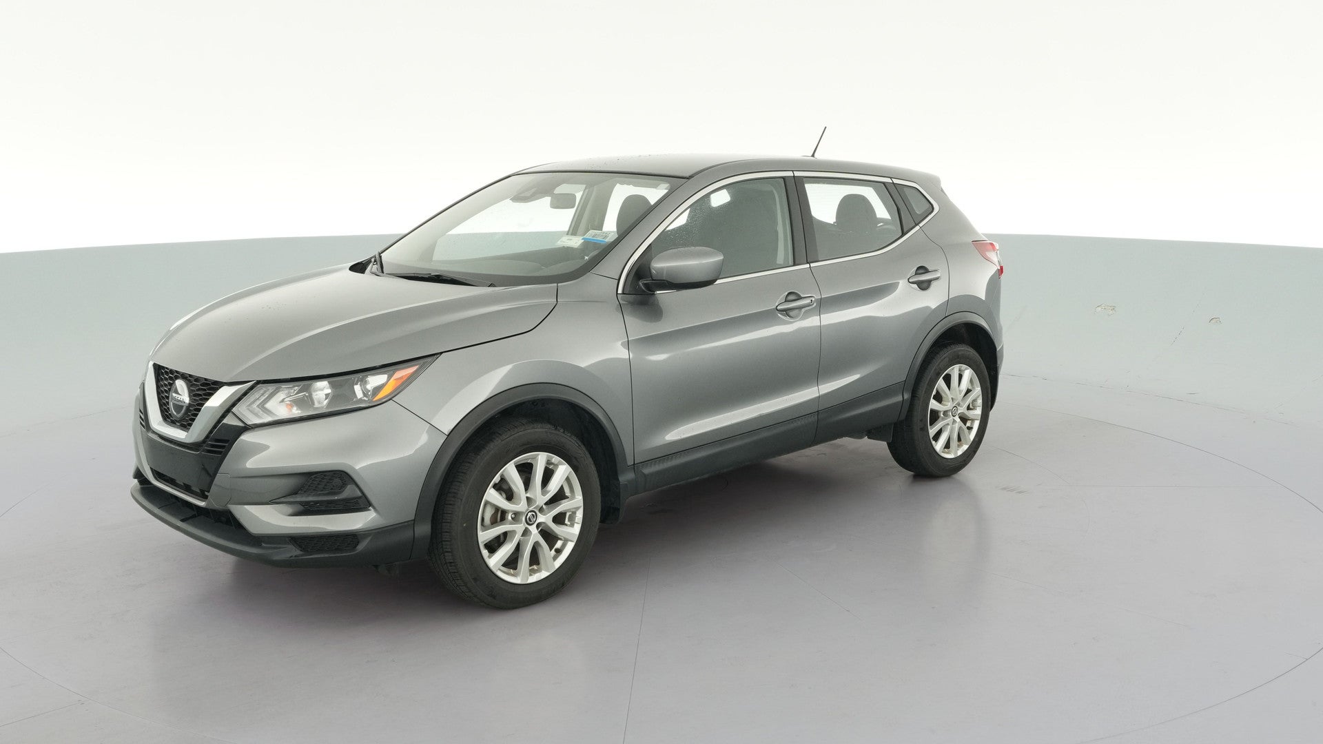 2021 Nissan Rogue Sport vehicle photo