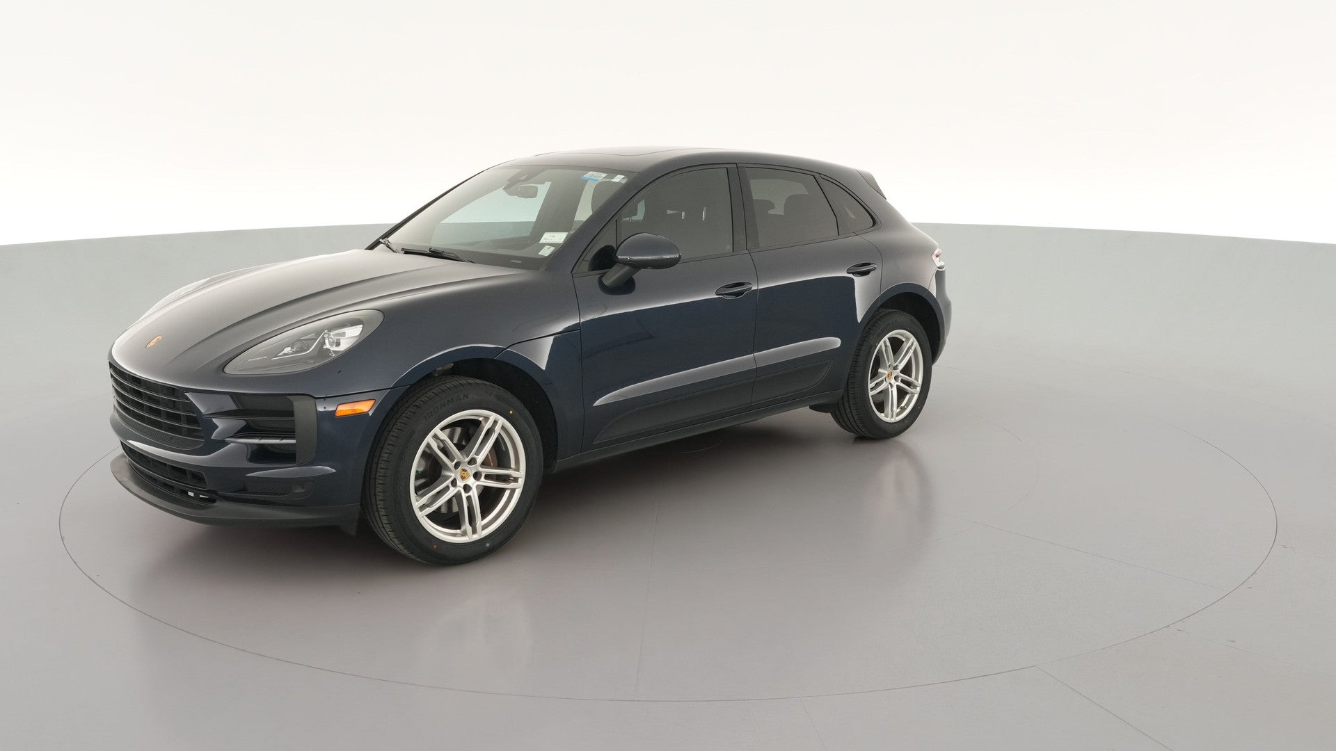 2019 Porsche Macan vehicle photo
