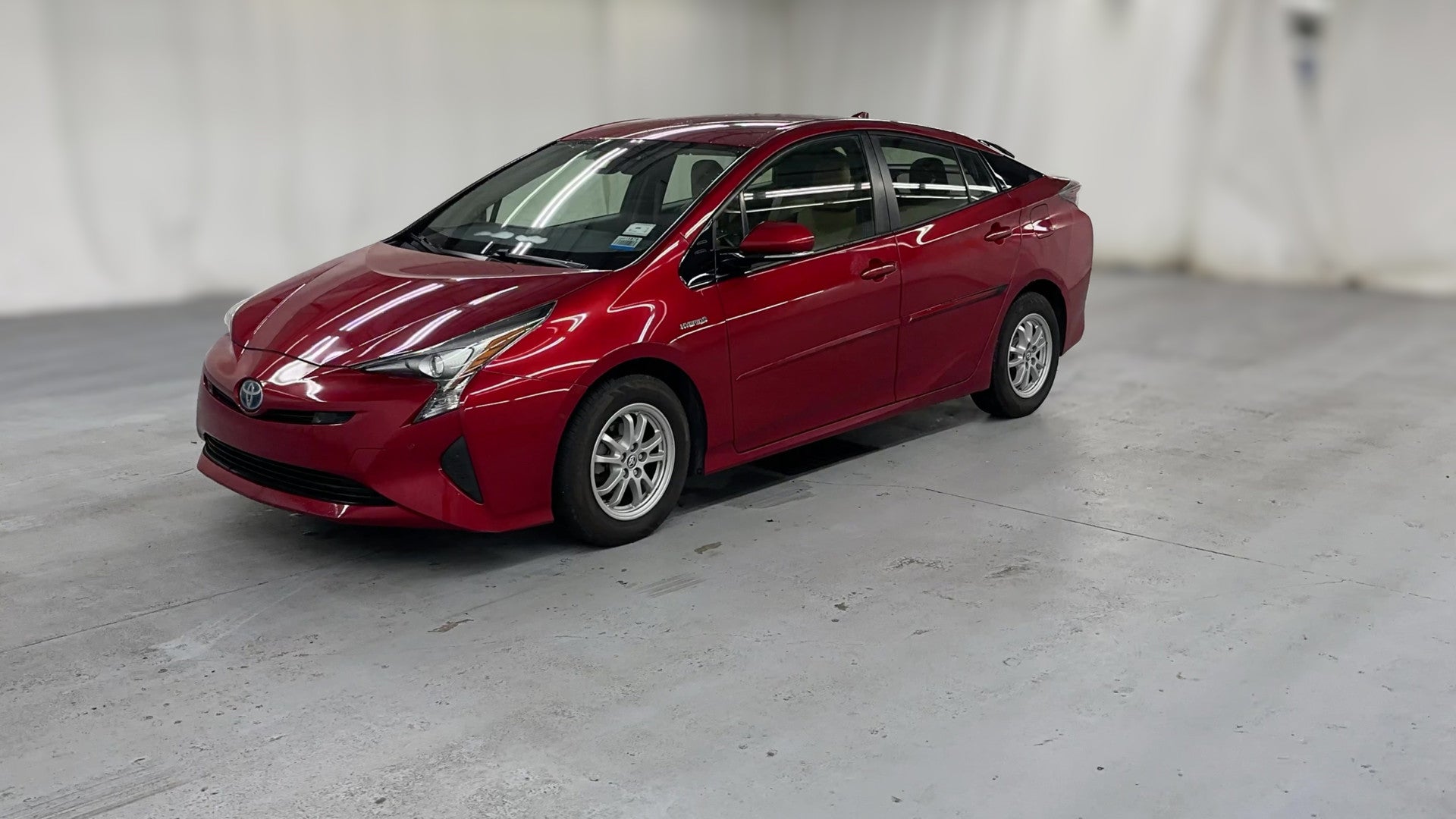 2017 Toyota Prius vehicle photo