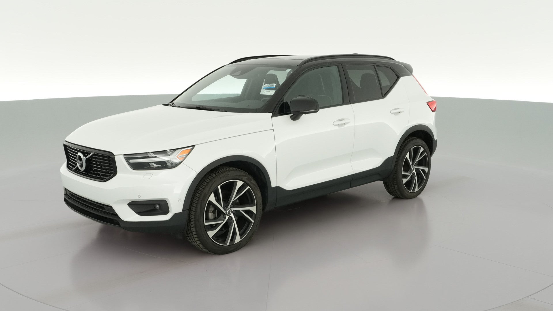 2021 Volvo XC40 vehicle photo
