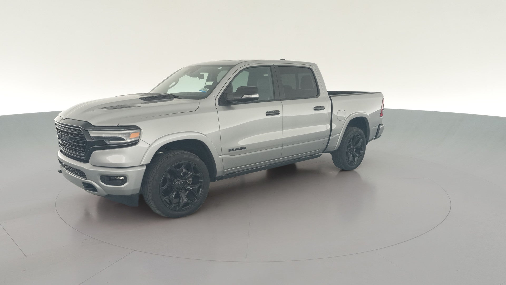 2024 Ram 1500 Crew Cab vehicle photo