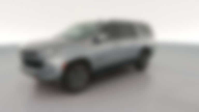 2022 Chevrolet Suburban vehicle photo