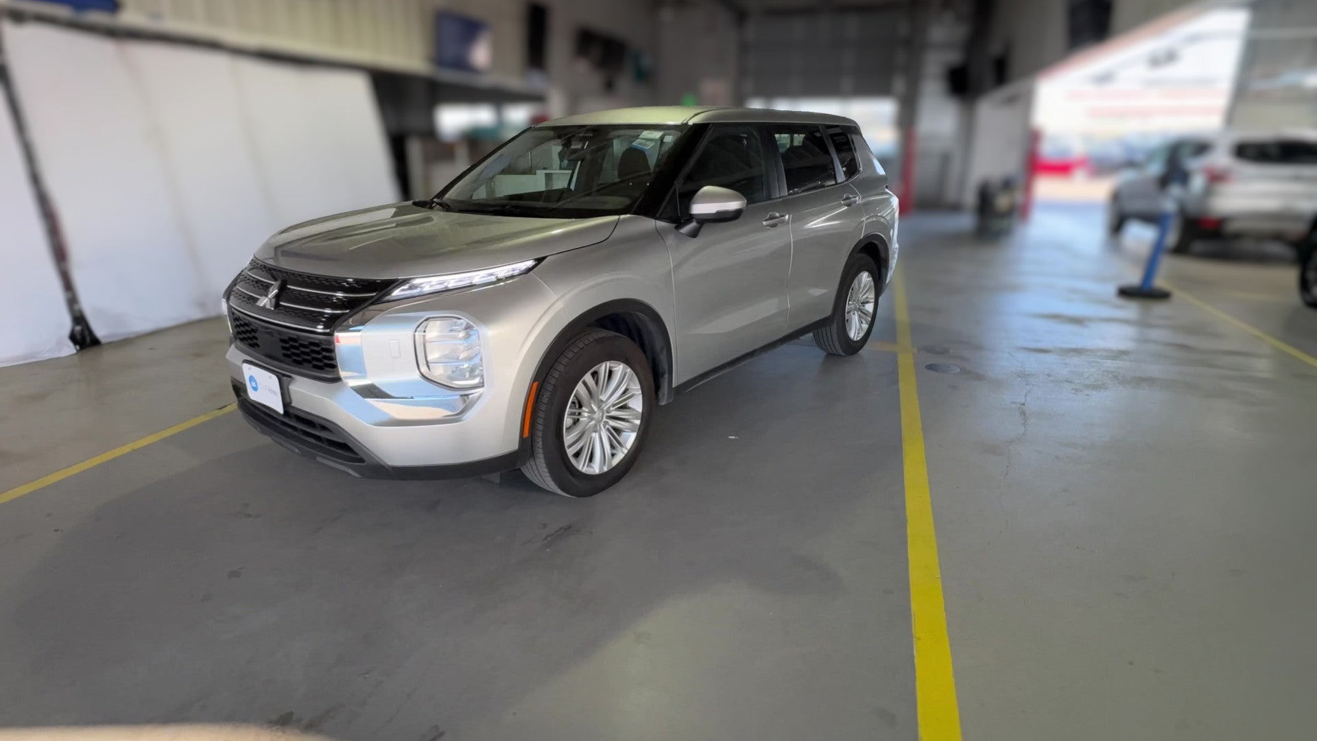 2023 Mitsubishi Outlander vehicle photo