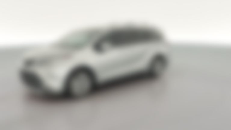 2025 Toyota Sienna vehicle photo