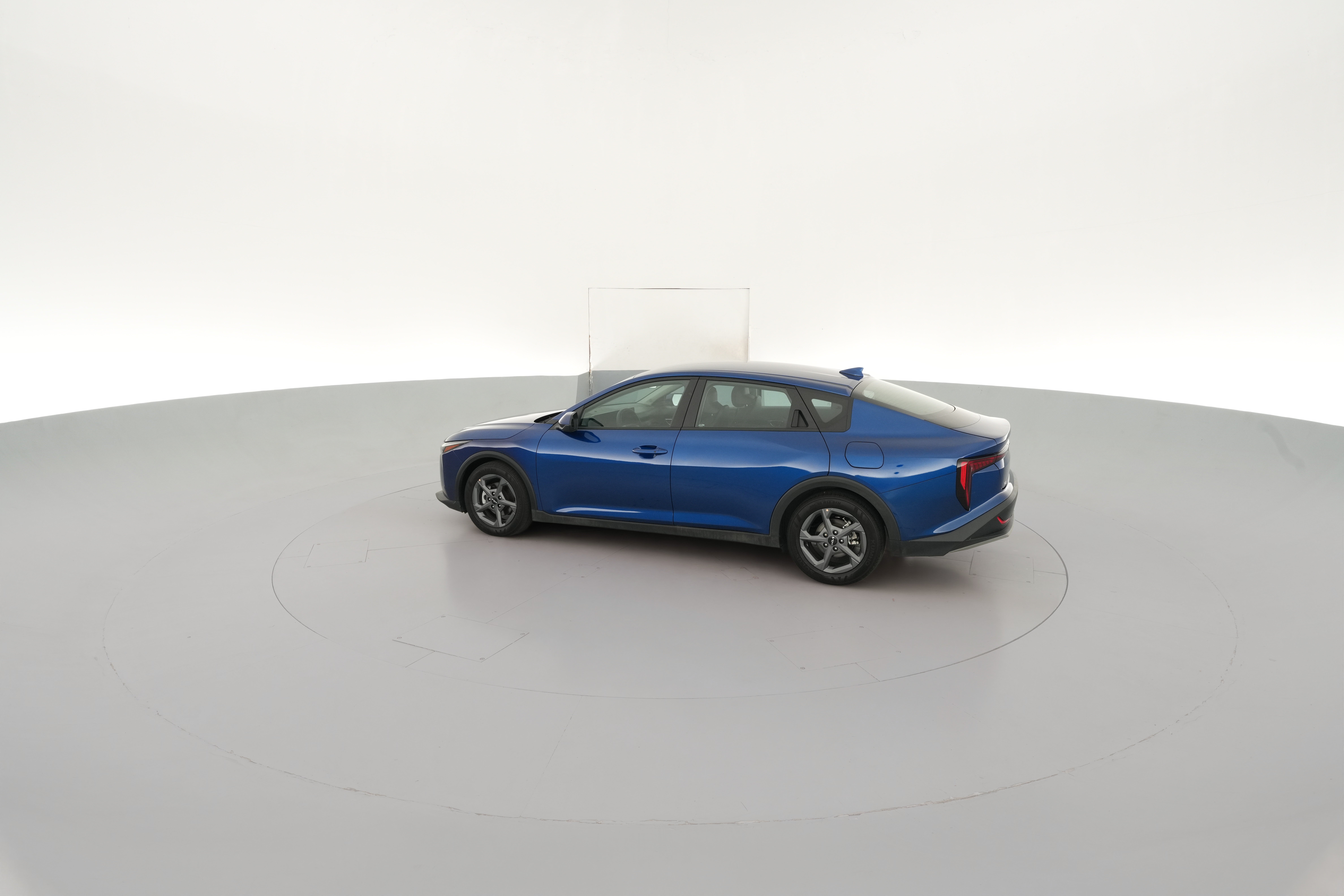 2025 Kia K4 LXS - Photo 24