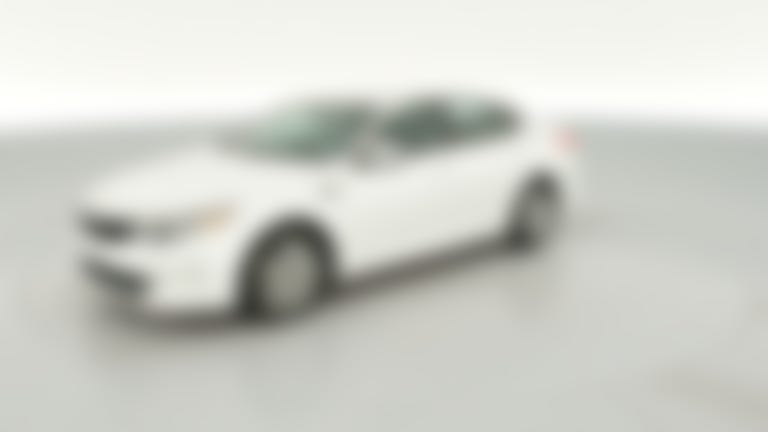 2017 Kia Optima vehicle photo