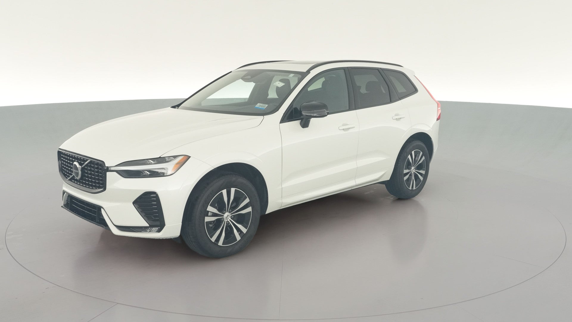 2025 Volvo XC60 vehicle photo