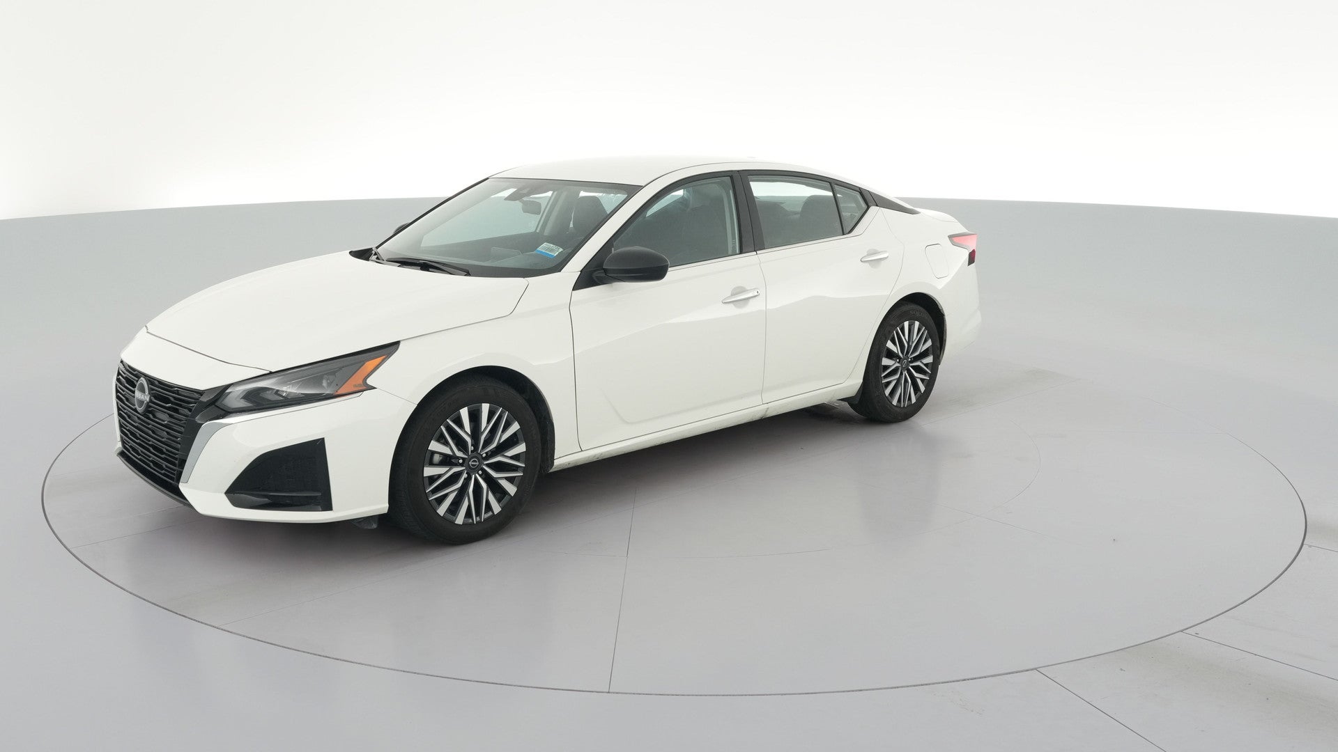 2025 Nissan Altima vehicle photo
