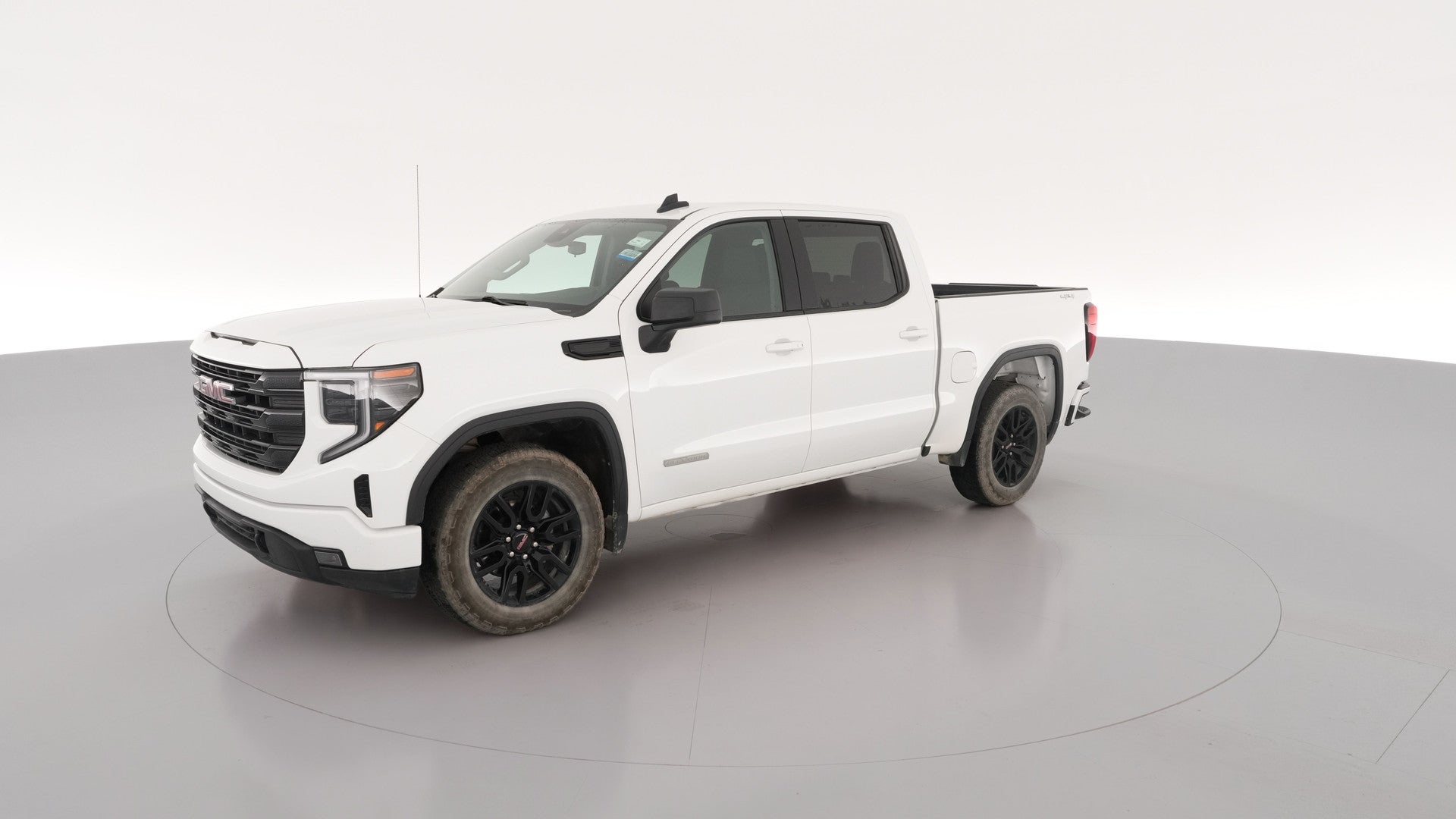 2024 GMC Sierra 1500 Crew Cab vehicle photo